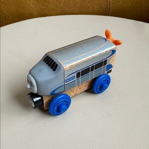 Thomas and Friends Hugo FHM37